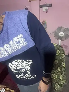 Saxymood1111 online show from 4, 12, 2025