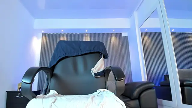 Bastthianxxx online show from 20, 12, 2025