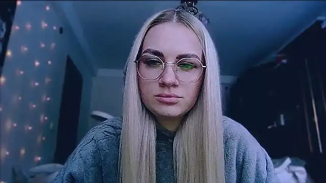 Whitehex666 online show from 12, 1, 2026