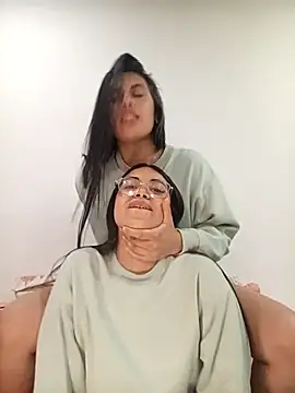 Violett  Rose online show from 3, 12, 2025