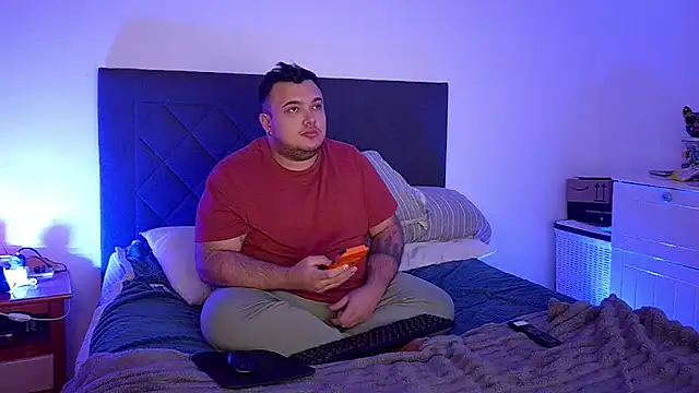 fevyforeverbear online show from 28, 11, 2025