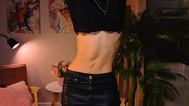 Lis Batsy online show from 4, 12, 2025