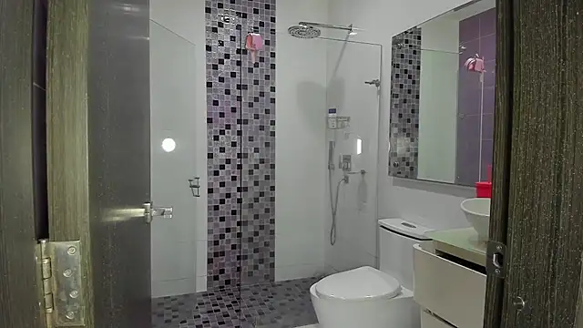 Katrina hot1 online show from 4, 2, 2026