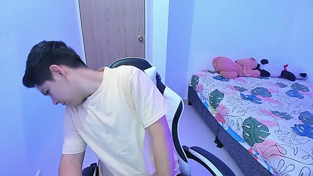 Asta YunoXXX online show from 23, 2, 2026