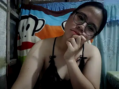 Snapshot of xxdreamgirl69 chatting on 23, 4, 2026 xxdreamgirl69 online show from 23, 4, 2026