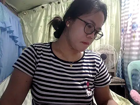 Snapshot of xxdreamgirl69 chatting on 30, 4, 2026 xxdreamgirl69 online show from 30, 4, 2026