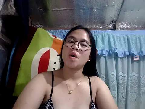 Snapshot of xxdreamgirl69 chatting on 3, 5, 2026 xxdreamgirl69 online show from 3, 5, 2026