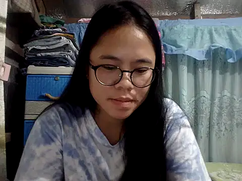 Snapshot of xxdreamgirl69 chatting on 5, 5, 2026 xxdreamgirl69 online show from 5, 5, 2026