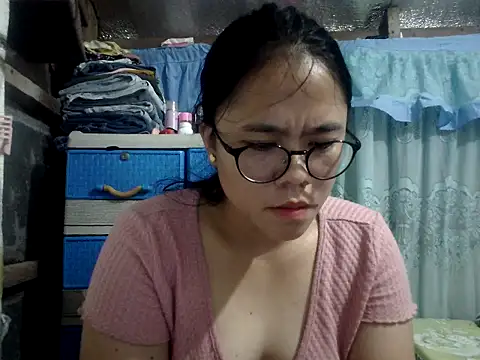 Snapshot of xxdreamgirl69 chatting on 6, 5, 2026 xxdreamgirl69 online show from 6, 5, 2026