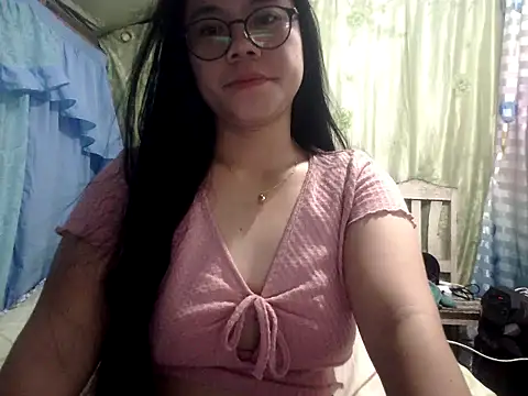 Snapshot of xxdreamgirl69 chatting on 19, 5, 2026 xxdreamgirl69 online show from 19, 5, 2026