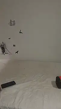 Emma Everett online show from 8, 1, 2026