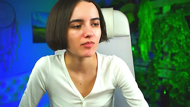 KateWillows online show from 10, 3, 2026