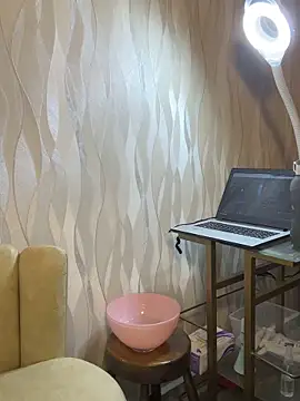 SofhiaTaylor online show from 20, 12, 2025