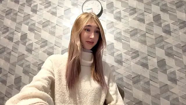 Snapshot of DetraLinz chatting on 16, 12, 2025 DetraLinz online show from 16, 12, 2025