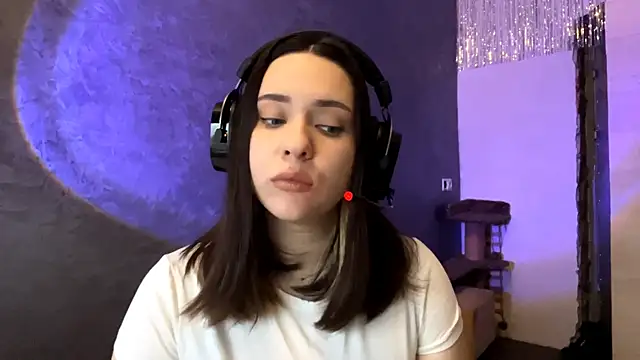 AngeliqueSulima online show from 16, 12, 2025