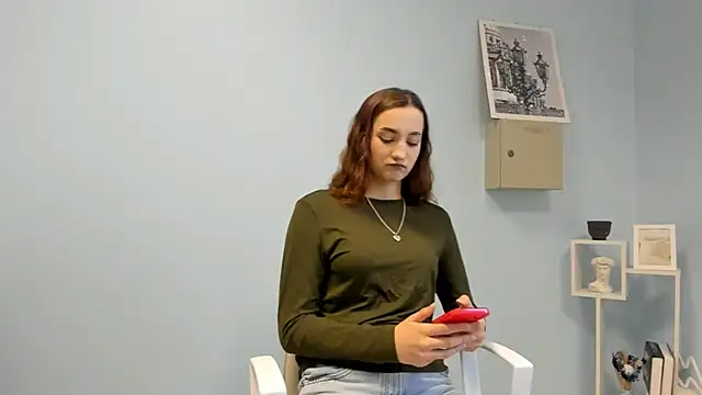 ShelieThetford online show from 30, 11, 2025