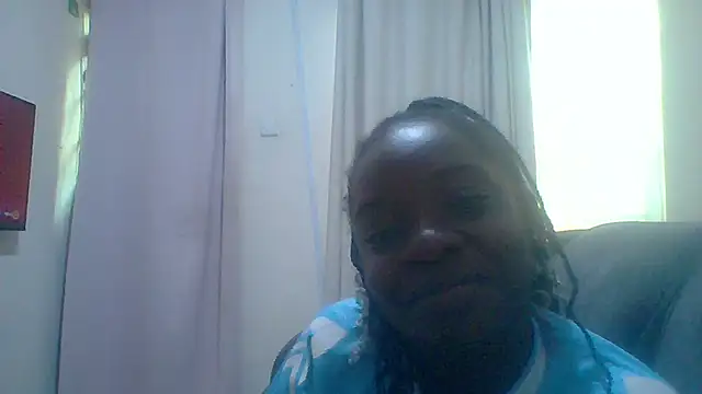 Snapshot of cutest_ebony chatting on 29, 11, 2025 cutest ebony online show from 29, 11, 2025