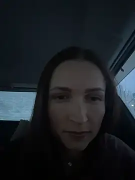 ZaraHill online show from 20, 12, 2025