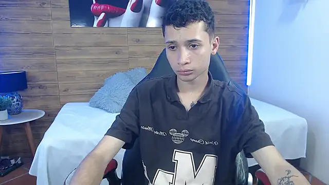 LucassSmith11 online show from 11, 3, 2026