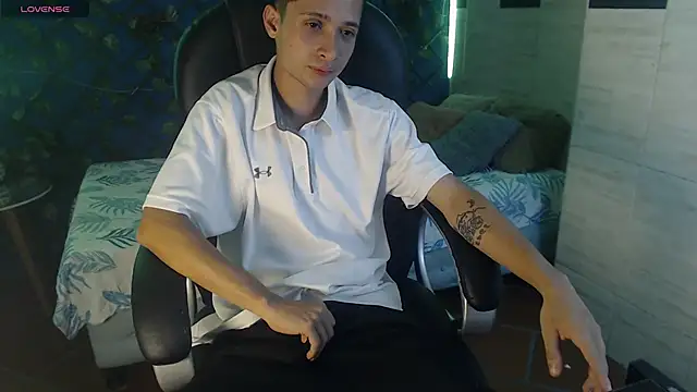 LucassSmith11 online show from 5, 4, 2026