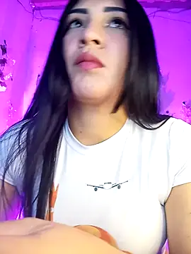 Snapshot of Emy_cutee chatting on 12, 2, 2026 Emy cutee online show from 12, 2, 2026