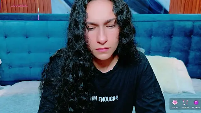 Snapshot of violeta_0426 chatting on 19, 5, 2026 violeta 0426 online show from 19, 5, 2026