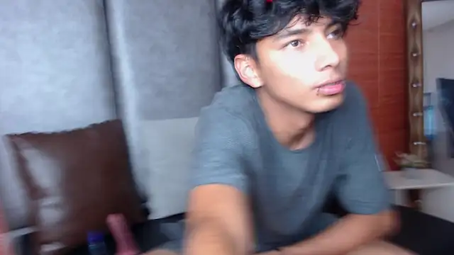 Snapshot of TAYLERWOLF chatting on 2, 12, 2025 TAYLERWOLF online show from 2, 12, 2025