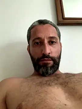 Calientesensible online show from 13, 12, 2025