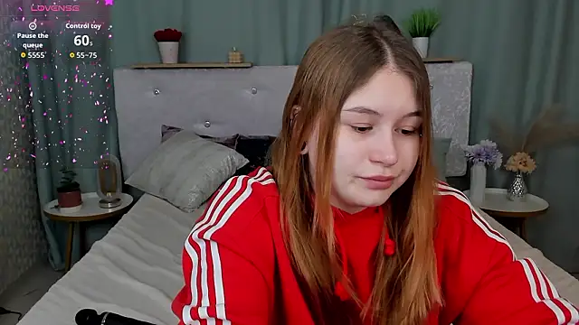 MilanaXHoney online show from 2, 3, 2026