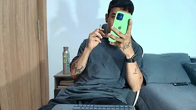 Snapshot of liorvante chatting on 22, 6, 2026 liorvante online show from 22, 6, 2026