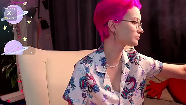 Kitty smalltits online show from 14, 1, 2026