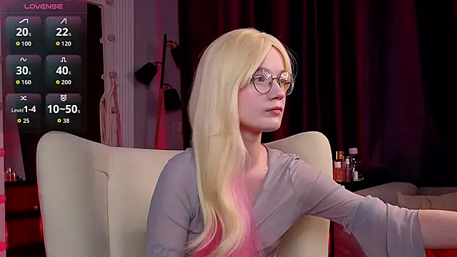 Snapshot of Kitty_smalltits chatting on 4, 2, 2026 Kitty smalltits online show from 4, 2, 2026