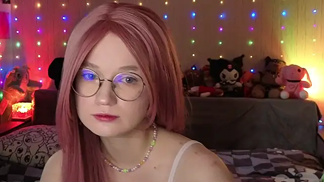 Snapshot of Kitty_smalltits chatting on 3, 3, 2026 Kitty smalltits online show from 3, 3, 2026