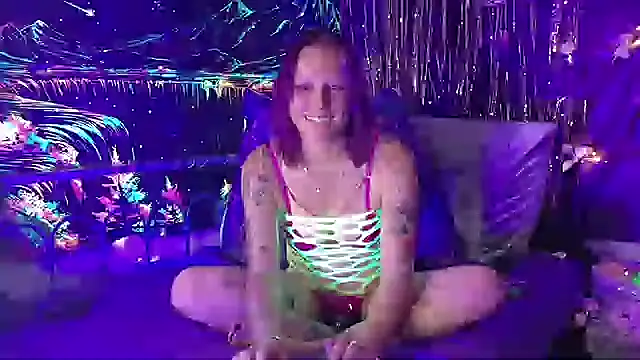 Freckleangel69 online show from 30, 5, 2026