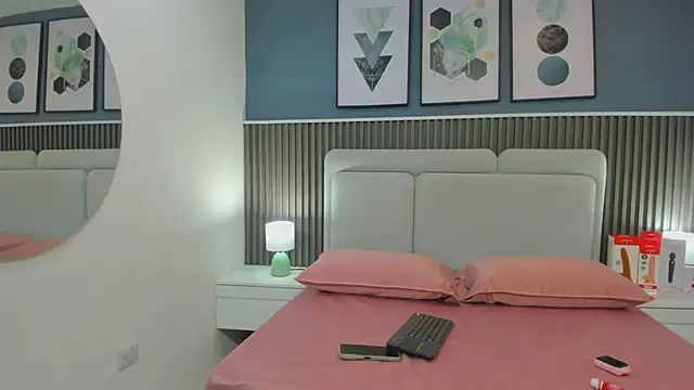 Miia cute18 online show from 12, 3, 2026