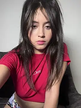 nohemyDream online show from 25, 6, 2026