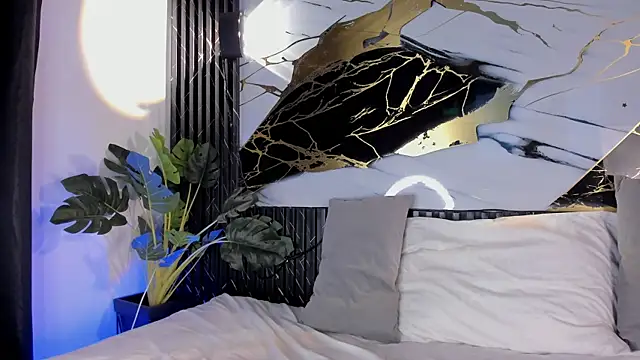 alivega  online show from 23, 4, 2026