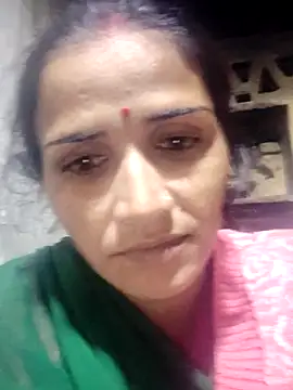 Snapshot of Soniyahot55 chatting on 30, 11, 2025 Soniyahot55 online show from 30, 11, 2025