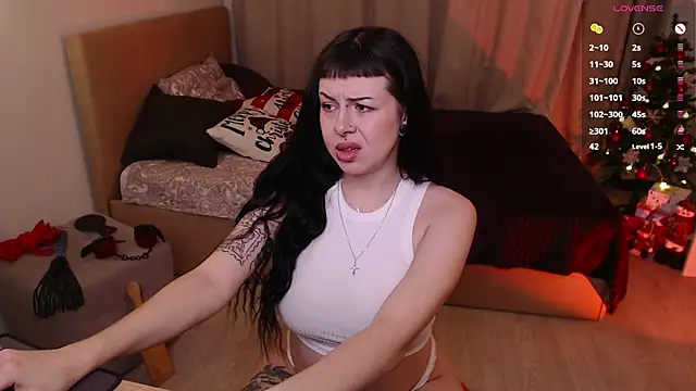 Eliza Bennet online show from 21, 12, 2025