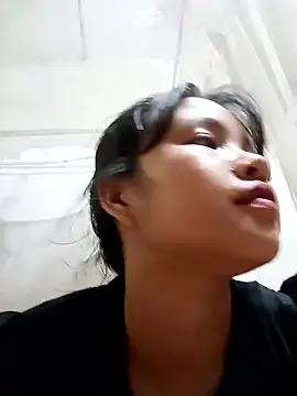 Snapshot of Pretty-haert chatting on 25, 5, 2026 Pretty-haert online show from 25, 5, 2026