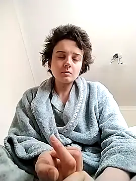 Amy01112 online show from 17, 5, 2026