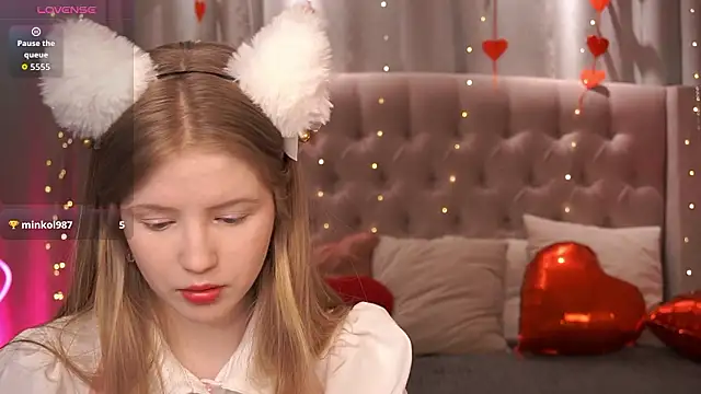 Snapshot of LilianHoward chatting on 15, 2, 2026 LilianHoward online show from 15, 2, 2026