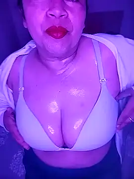 Snapshot of pamela_08 chatting on 3, 12, 2025 pamela 08 online show from 3, 12, 2025