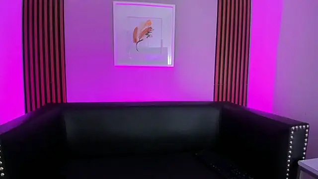 Snapshot of Ariana_collinss chatting on 10, 7, 2026 Ariana collinss online show from 10, 7, 2026