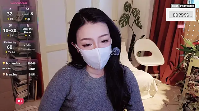 nayomi 34f online show from 11, 4, 2026