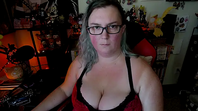 Snapshot of SugarTsunami chatting on 2, 8, 2026 SugarTsunami online show from 2, 8, 2026