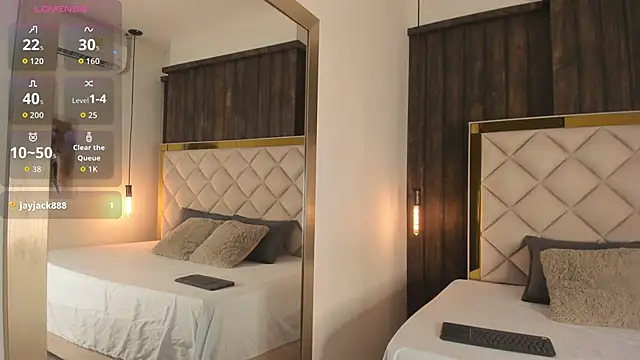 viiolet whitee online show from 4, 4, 2026