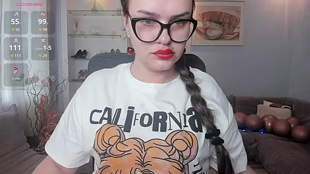 KamillaJei online show from 16, 4, 2026