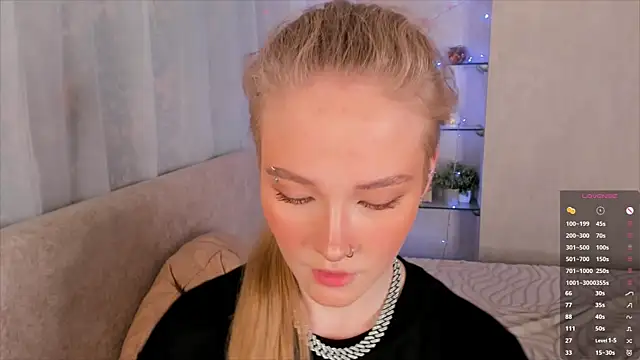 Snapshot of MaireLanda chatting on 5, 6, 2026 MaireLanda online show from 5, 6, 2026