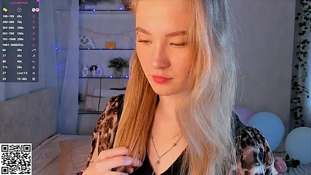 Snapshot of MaireLanda chatting on 16, 6, 2026 MaireLanda online show from 16, 6, 2026